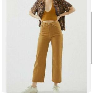 Size 27 Levi ribcage jeans